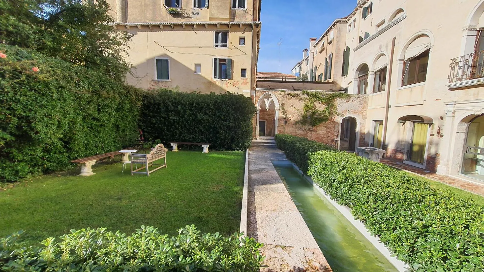 ヴェネツィア Palazzo Contarini Della Porta Di Ferroアパートホテル 0*,  イタリア