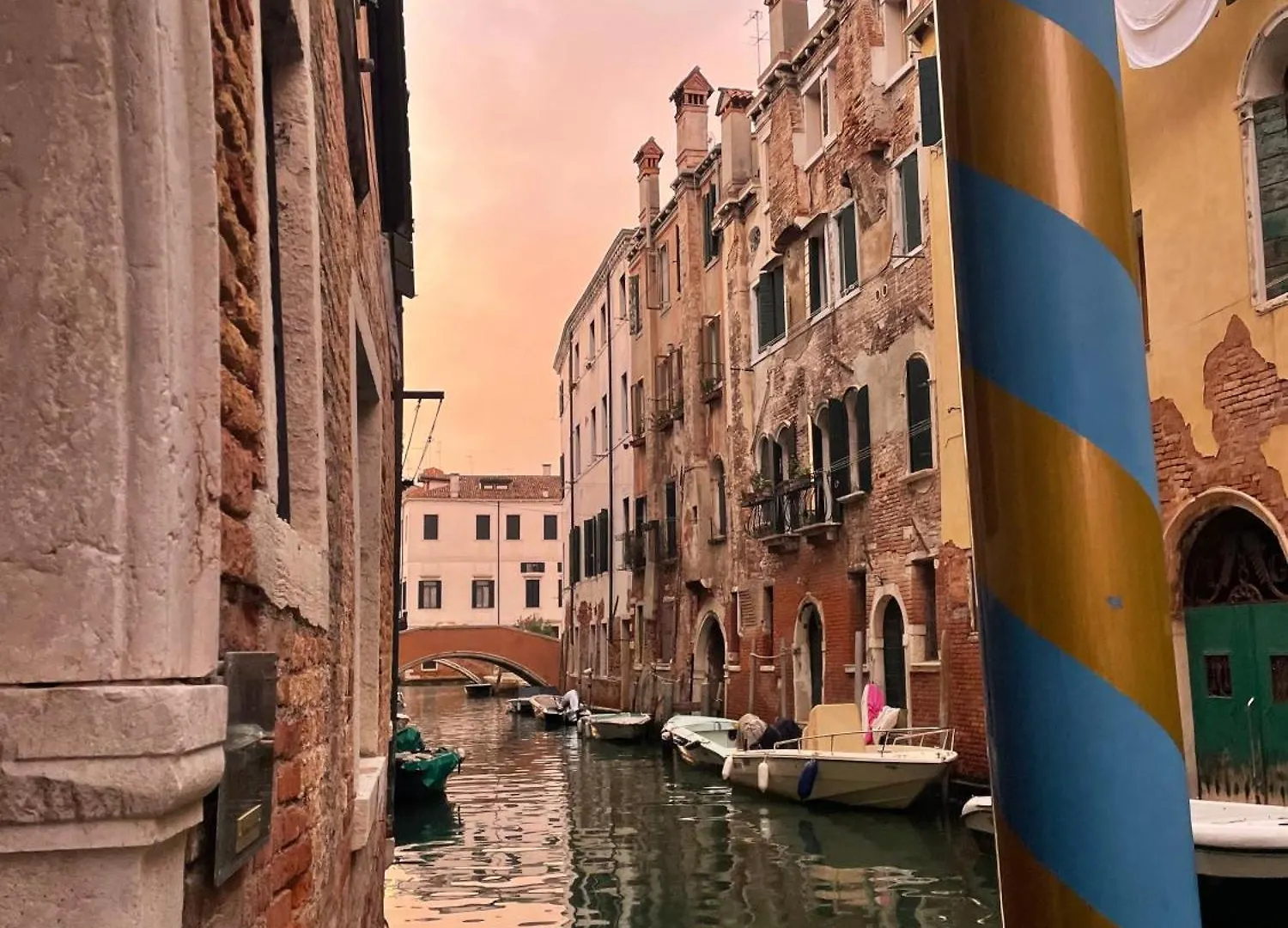 ヴェネツィア Palazzo Contarini Della Porta Di Ferroアパートホテル 0*,  イタリア