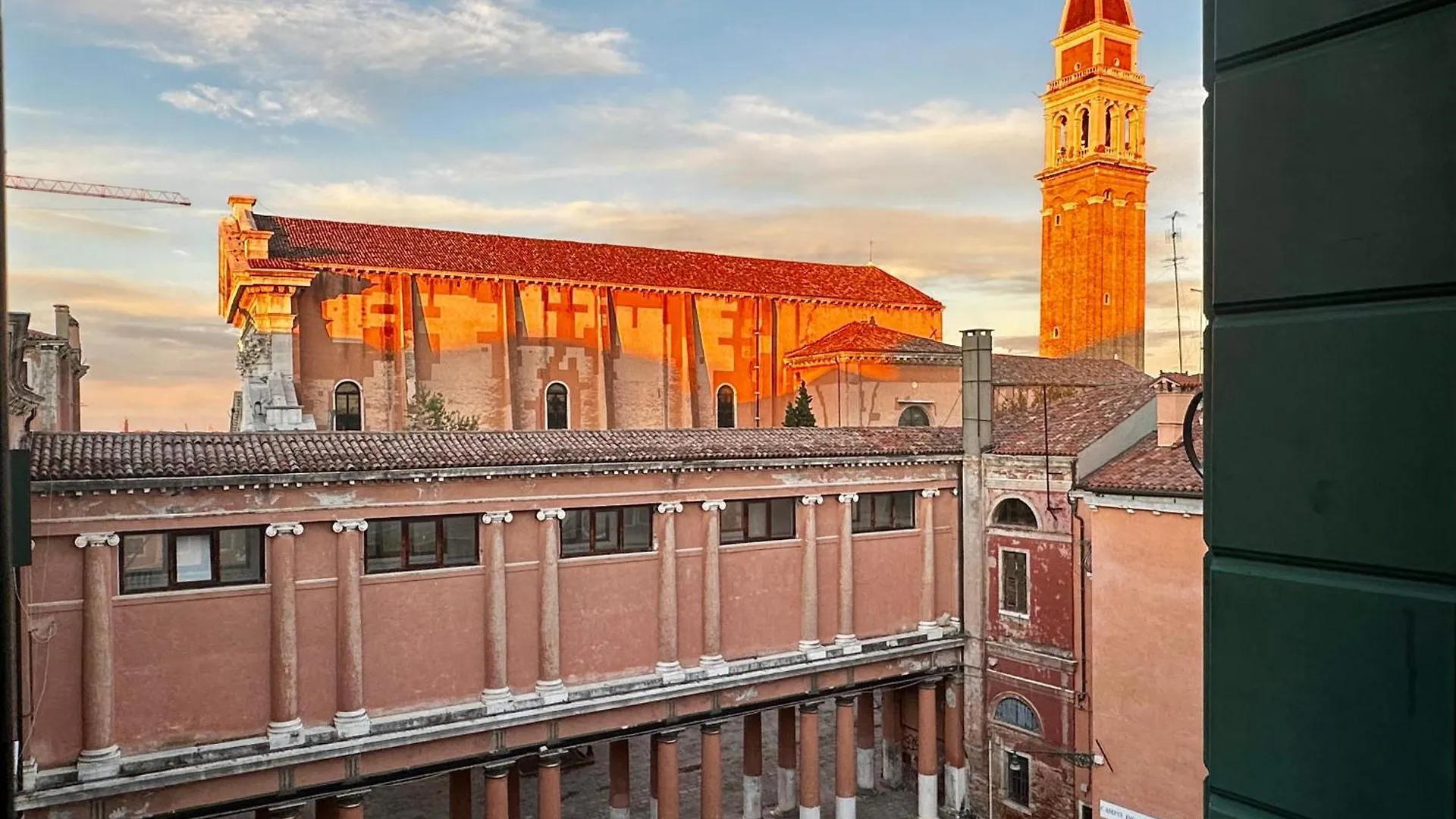 アパートホテル ヴェネツィア Palazzo Contarini Della Porta Di Ferroアパートホテル