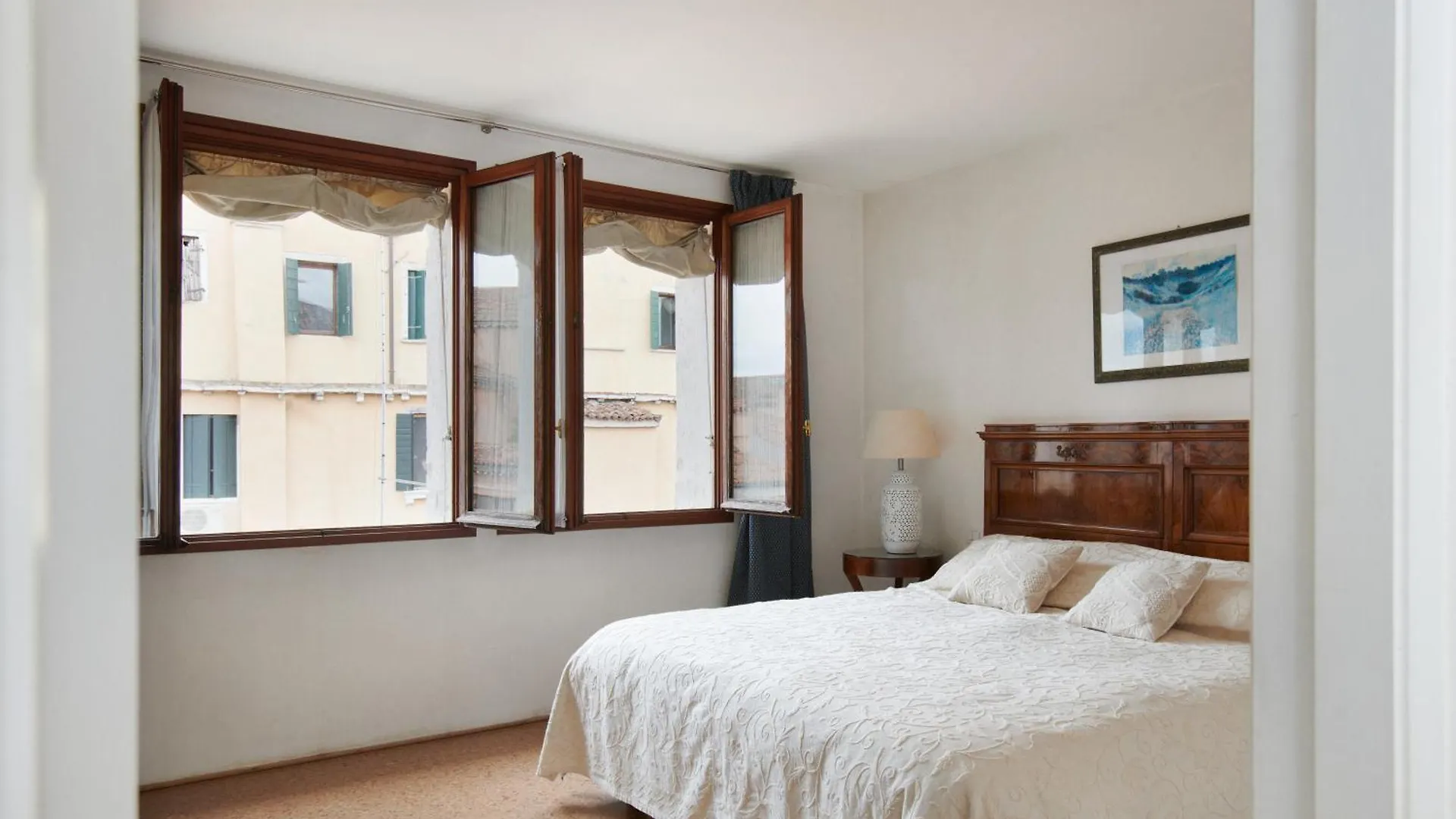 ヴェネツィア Palazzo Contarini Della Porta Di Ferroアパートホテル 0*,  イタリア